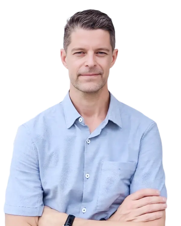 https://storage.googleapis.com/strapi-bucket-production/medium_david_726a47c9c7/medium_david_726a47c9c7.png